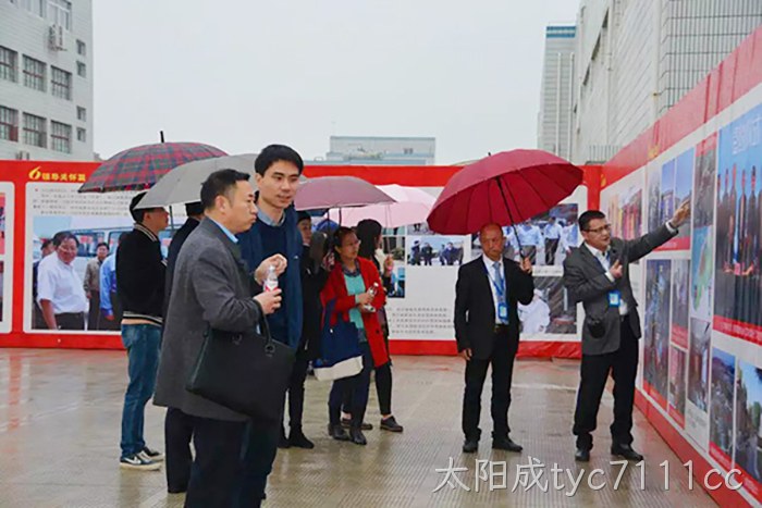 市委常委、统战部长施艾珠一行到太阳成tyc7111cc调研